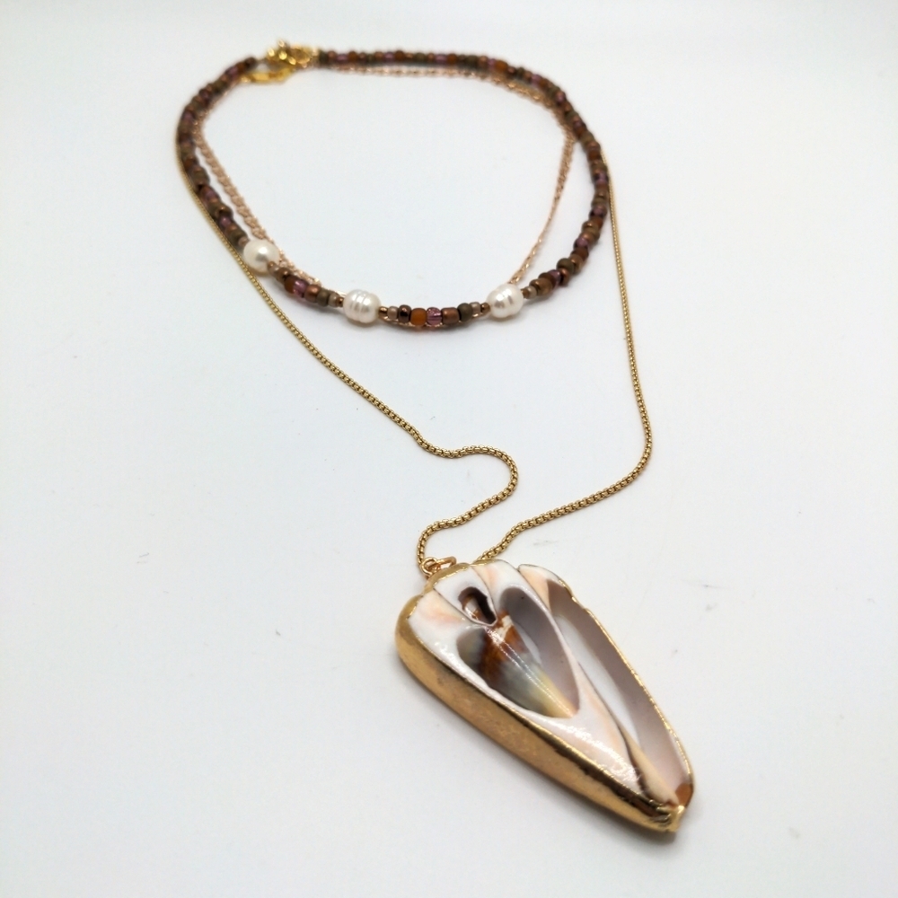381MIDALANE Gold Pearl & Shell Layered Necklace